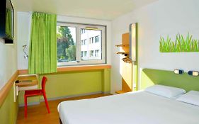 Ibis Budget Bordeaux Lac